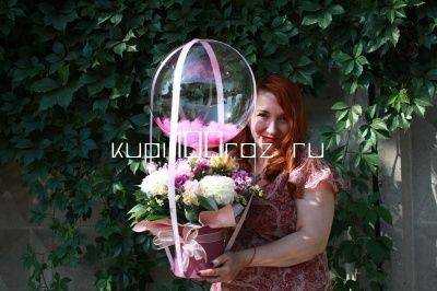 Композиция в коробке с шаром Bubble «Воздушные мечты»
